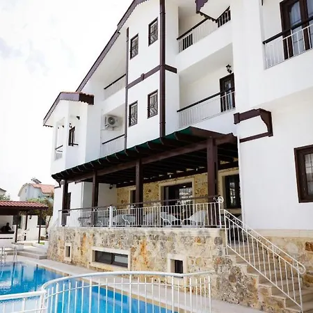 Hania - Adults Only 4*