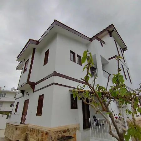 Hania - Adults Only 4*