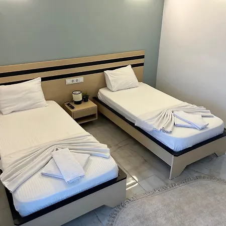 Oda ve Kahvaltı Hania - Adults Only Side