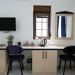 Hania - Adults Only Nocleg ze śniadaniem Side