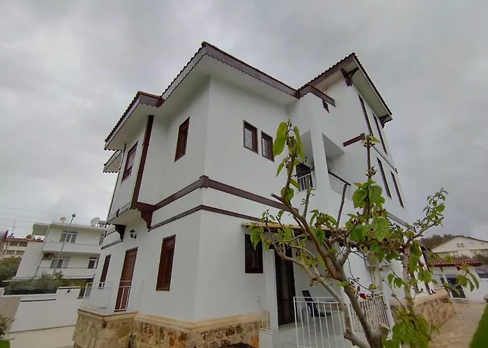 Hania - Adults Only 4*